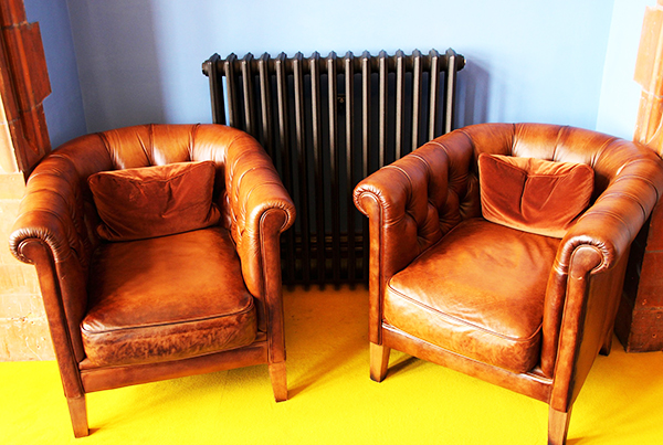 Restoring color to leather furniture is a great challenge.